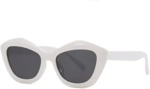 New 2025 Vintage Retro Style Sunglasses for Women Fashion Cat Eye Shape Outdoor Sun Glasses Stylish Female Sunglass,White Gray