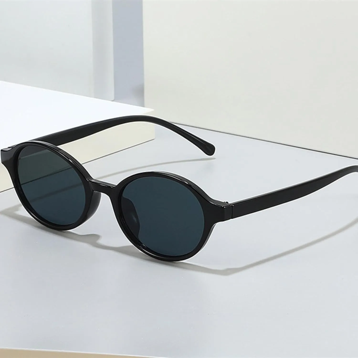 Vintage Round Sunglasses for Women Luxury Fashion Small Frame Men Classic Uv400