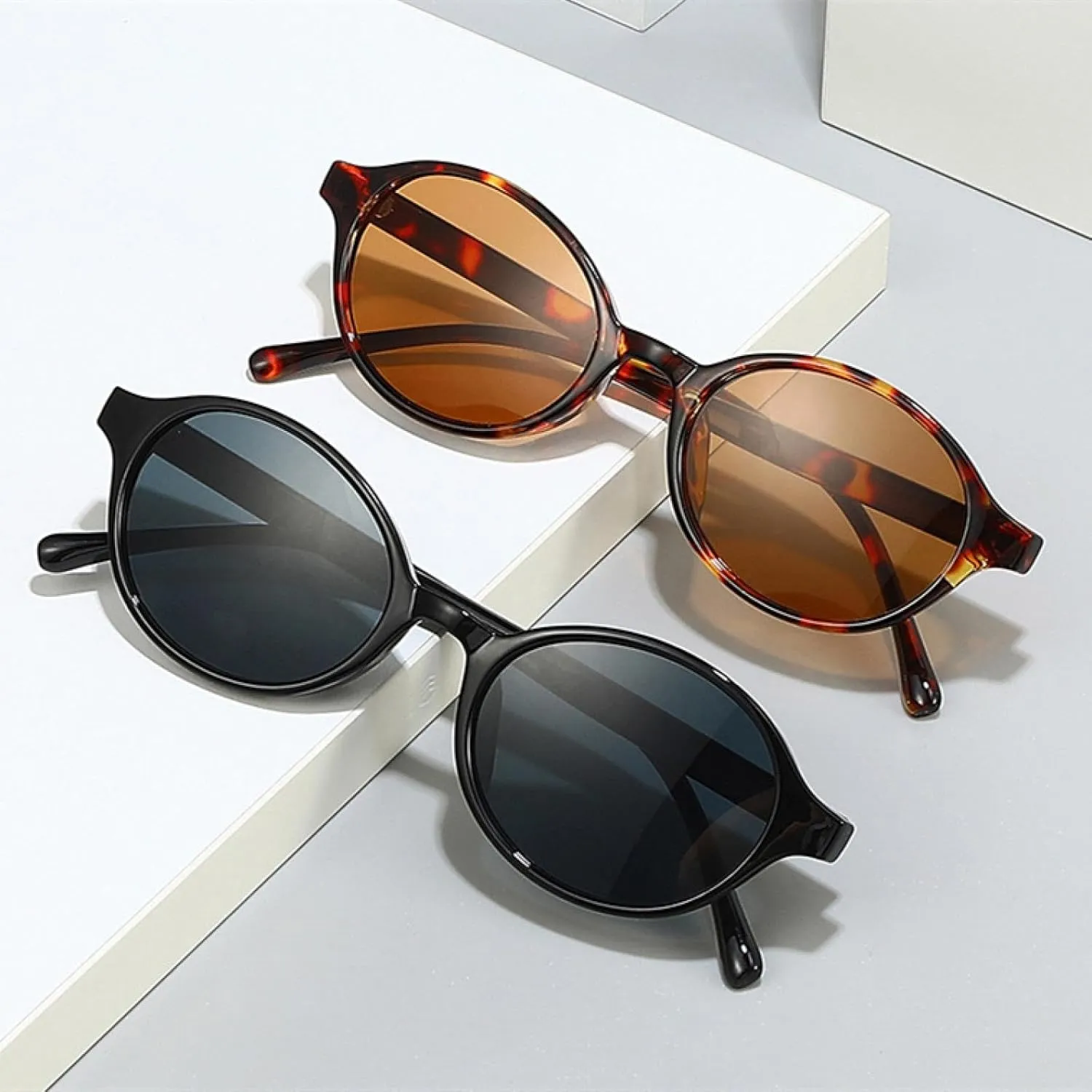 Vintage Round Sunglasses for Women Luxury Fashion Small Frame Men Classic Uv400